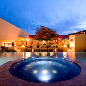 Hotel Patios ****