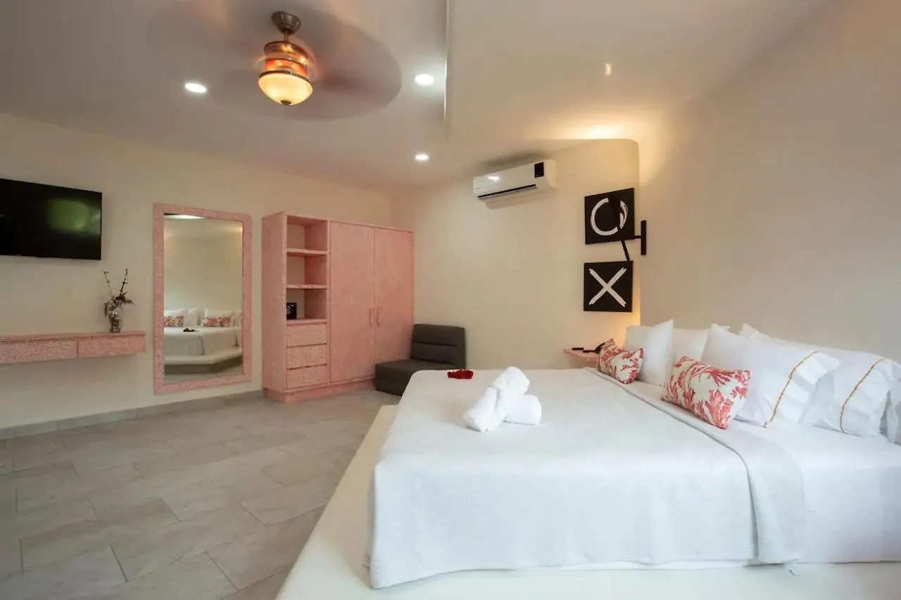 *****  Casa Kaoba Hotel & Suites Los Dos Compadres Mexiko