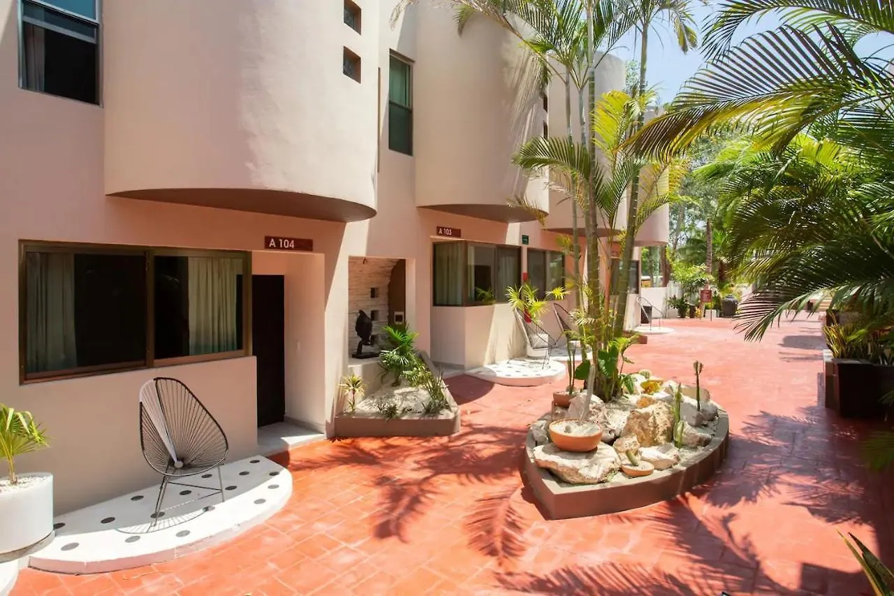 Casa Kaoba Hotel & Suites بلايا ديل كارمن